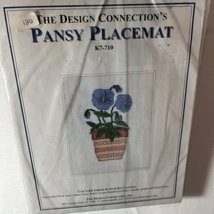 K7-710 The Design Connection’s Pansy placemat counted cross stitch kit NOS - Picture 1 of 3