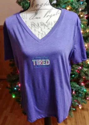 Camiseta Hecha a Mano Para Mujer Cuello en V SS Púrpura Talla L Divertida Cita Gráficos Ropa Informal Foto 1 de 4