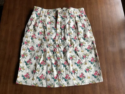 Vintage White Stag Floral Skirt Size 14 100% Cotton - Image 1 of 4