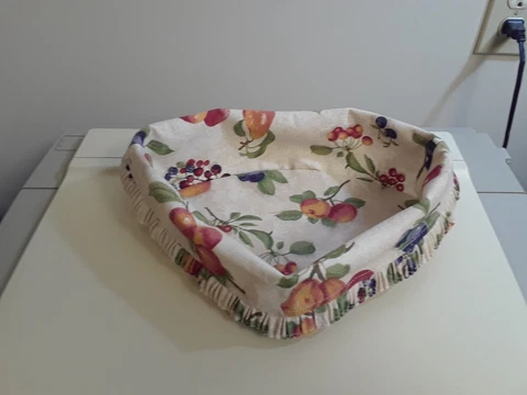 Longaberger Fruit Medley LARGE CORNER Over the Edge Basket Liner Gently used Cover