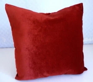 RICH RED SHIMMERING VELVET CUSHION COVER - Picture 1 of 2