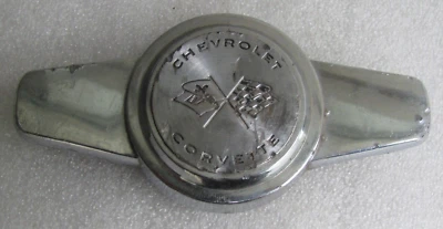 1956 - 1962 CORVETE SPINNER WHEEL COVER HUB CAP GENUINE FACTORY ORIGINAL OEM - Image 1 of 4