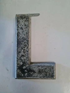 Vintage DRIVE-IN Movie Theatre MARQUEE LETTER - L - Black Metal 22cm cinema sign - Bild 1 von 4