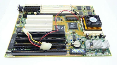 Trang Bow/Trangg Bow KBT5A-2 Socket 7 per scheda madre con CPU Intel... - Immagine 1 di 3