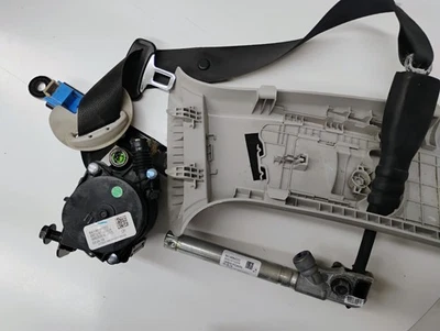 Kia Forte 2019-2023 front left seat belt retractor - Image 1 of 4