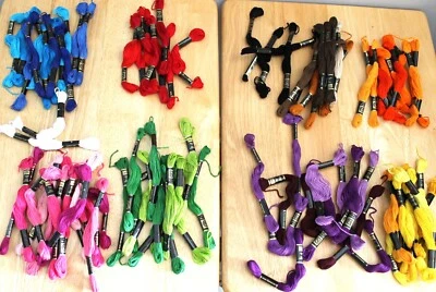 Lot of approximately 100 bundles of embroidery floss - Image 1 of 4