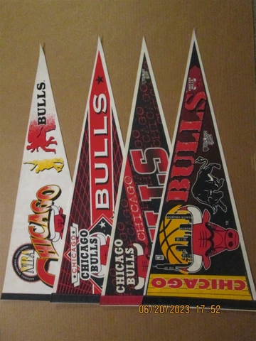 NBA Chicago Bulls Vintage 1990's Lot of 4 Team Logo Basketball Pennants Lot #1 Cover