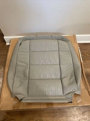 Nueva cubierta trasera de asiento de pasajero Ford 8A4Z-74644416-AA 2008-09 Ford Taurus X derecha OEM Foto 1 de 4