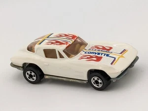 1989 Hot Wheels '63 Corvette Stingray Split Window Classics 5 Pack White Flames - Picture 1 of 6