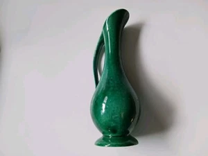 Deep Green Holland Mold Signed Darwin Ross Pitcher Vase 8.5 Inches - Picture 1 of 4
