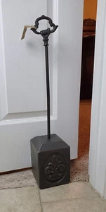 , Fermaporta pesante 100% ghisa con design Fleur De Lis, fermaporta con maniglia, - Foto 1 di 8