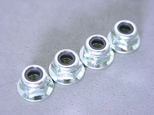 Tamiya Monster Beetle Blackfoot TA02 TA01 Mud Blaster 4mm Flanged Wheel Adapters - Picture 1 of 3
