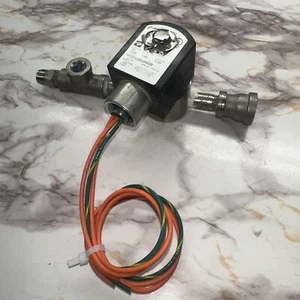 Parker Gold Ring Solenoid  Valve 1/4" NPT-High Press. -04F20C3106AAF4C05- 120VAC - Picture 1 of 4