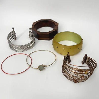 Lote de 5 Pulseras Boho Chic Brazaletes Puños Madera Resina Metal Alambre Cuentas Foto 1 de 4