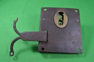 Antikes spanisches Schloss 18. Jahrhundert, Messing Schlüsselloch, ohne Schlüssel, Gusseisen/Metall - Bild 1 von 4