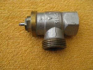 Thermostat-Eckventil 1/2"   "OVENTROP"  gebraucht   Gew.  30 x 1,0 - Bild 1 von 3