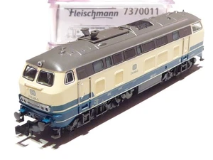 Fleischmann N 7370011 DB 4 achsige Diesellok 218 469 5 beige blau NEU OVP Sound - Picture 1 of 3