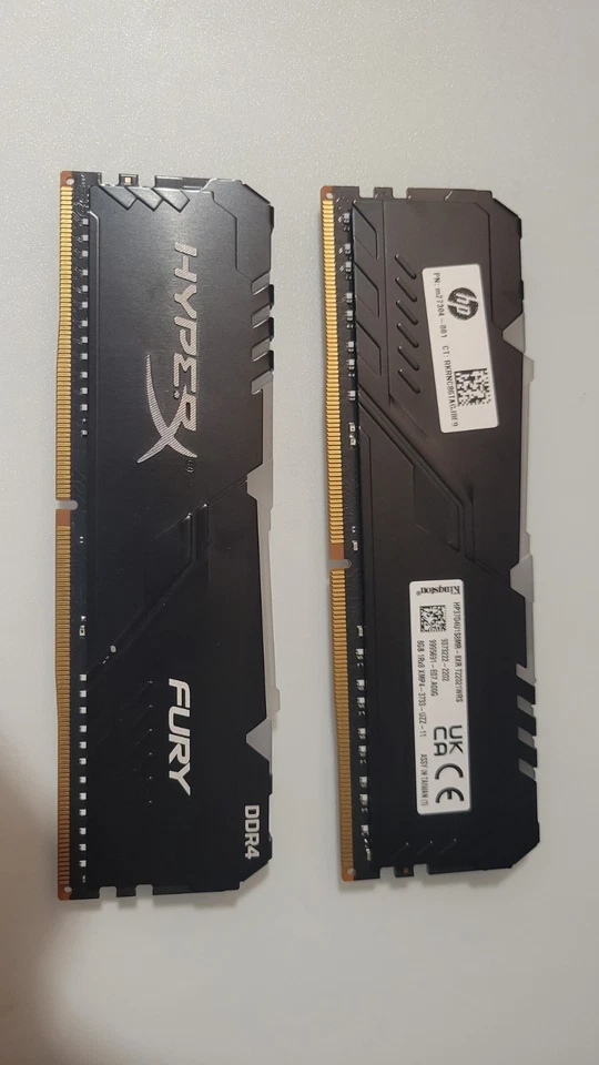 HP HyperX 16 GB RAM DDR4 3733 MHz HP37D4U1S8ME-8XR XMP HyperX Fury Foto 1 de 1