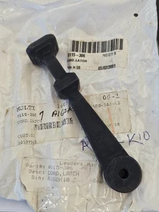 Correa de cierre para capó de moto de nieve OEM ARCTIC CAT 1981-2000, 0115-306 cada una - Imagen 1 de 1