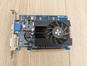 SAPPHIRE RADEON HD 6570 2GB DDR3 PCI-eLOW PROFILE - good condition - Afbeelding 1 van 2