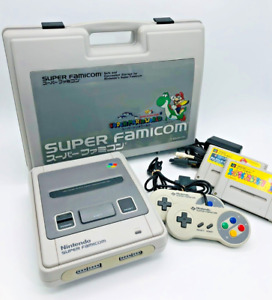 Nintendo Super Family Computerkonsole SFC SNES Mario mit Tragetasche, 2 Spiele