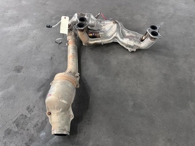 20-24 SUBARU OUTBACK COLECTOR DE ESCAPE DELANTERO CON TUBO DE BAJADA LOTE ORIGINAL 3631 Foto 1 de 4