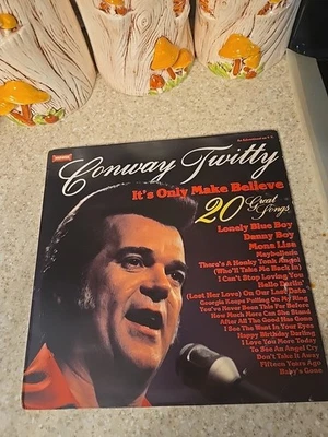 12" Vinyl LP Record Conway Twitty It's Only Make Believe 20 Great Songs WW 5102 - Image 1 of 3