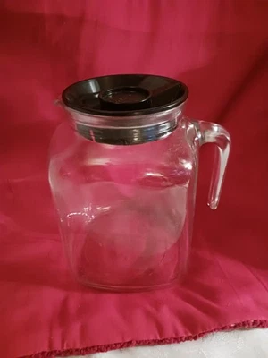 Glass Pitcher Bormioli Rocco Frigoverre 67.75 oz with Green Lid Made in Italy - Image 1 of 4