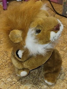 "Muñeca de juguete de peluche Nanco Lion Holding Cub de 12" - Imagen 1 de 5