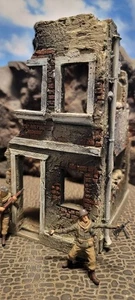 "RETIRADO" Build-a-Rama escala 1:32 pintado a mano Segunda Guerra Mundial de lujo 2 pisos ruina de edificio - Imagen 1 de 14