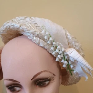 Vintage Rafia Straw White Fedora Fascinator Capulet Hat With Flowers - Picture 1 of 9