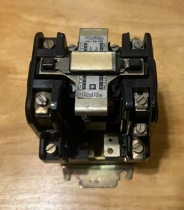 Telemecanique CN1-EB-133 Contactor 50A 500 VAC 3Ph 15/30 HP 110/120V Coil - Picture 1 of 4