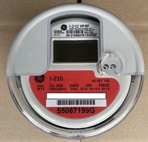 GENERAL ELECTRIC (GE) WATTHOUR METER (KWH), I-210, 240V, 200A, FM2S, ZERO RESET - Picture 1 of 2