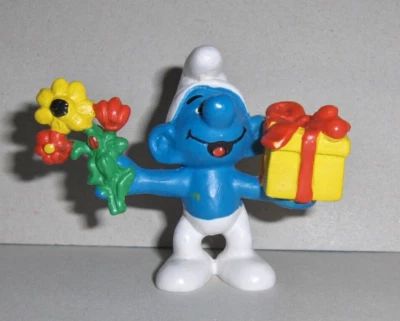 neu: Geburtstags - Schlumpf mit Blumen und Geschenk, Schleich/Peyo, von 1978 - Bild 1 von 2
