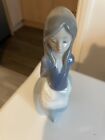 Nao Lladro Figurine Daisa 1990 Girl With Apron Made In Spain Please Read