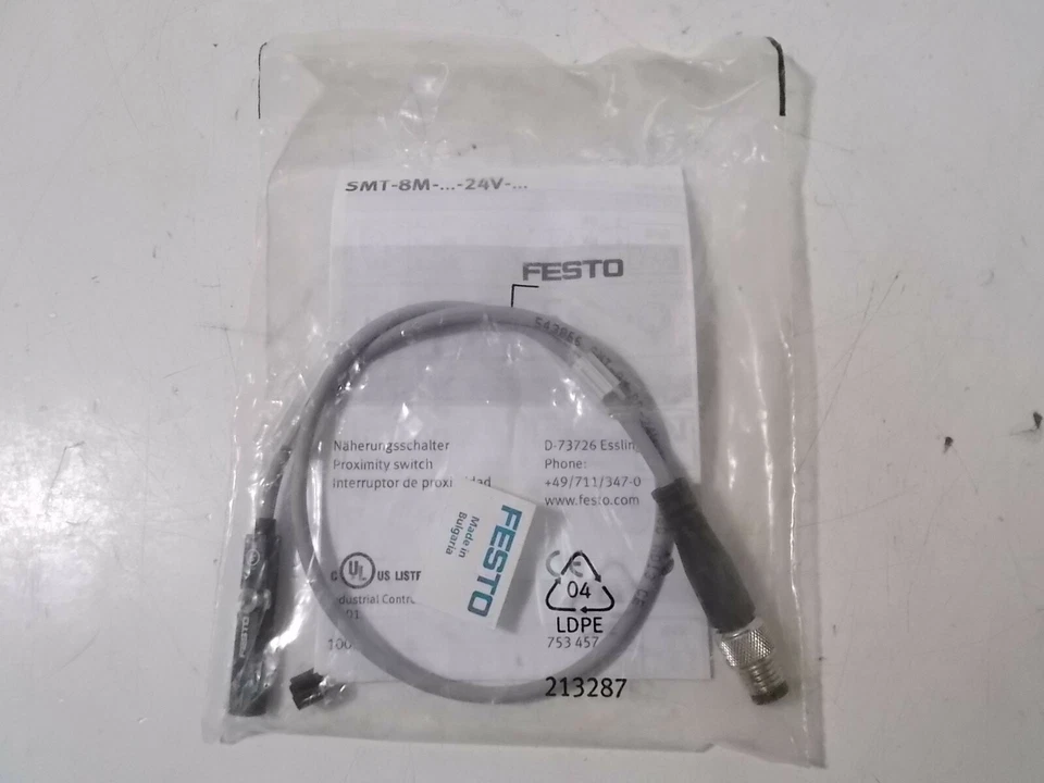 NIB Festo SMT-8M-PS-24V-K-0 Proximity Switch PN: 213287 - Image 1 of 1