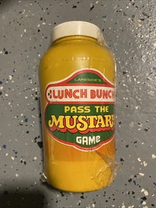 Vintage PASS THE MUSTARD game 1975 Lunch Bunch 24 hot dogs Sealed - Picture 1 of 6