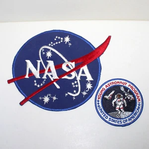 Lote 2 parches NASA logotipo grande programa de jóvenes astronautas EE. UU. vintage redondo - Imagen 1 de 6