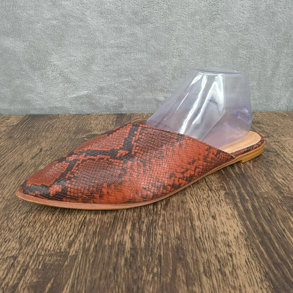 Madewell Emilia Mules 11 Cinabrio Oscuro Multi Serpiente Cuero Repujado Punta Foto 1 de 4