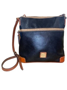 Dooney & Bourke Pebble Grain Letter Carrier Black Red Lining - Picture 1 of 9