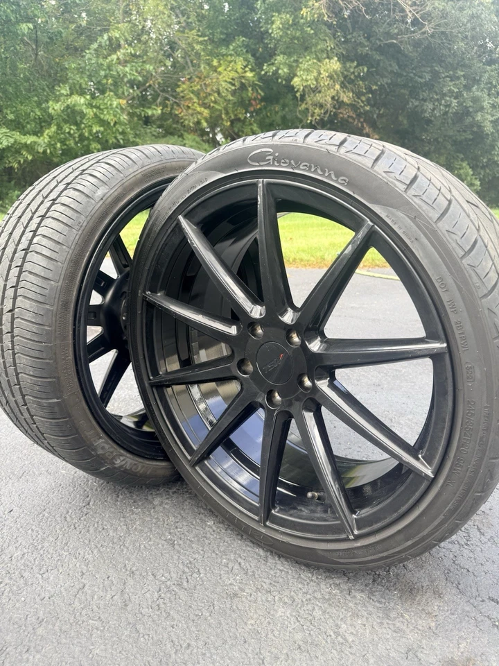 pacotes de rodas e pneus TSW 20" preto - Imagem 1 de 4