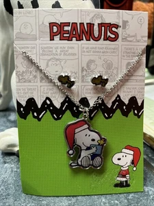 Juego de collar y pendientes Peanuts Snoopy retirados 2015 tachuelas Woodstock - Imagen 1 de 4