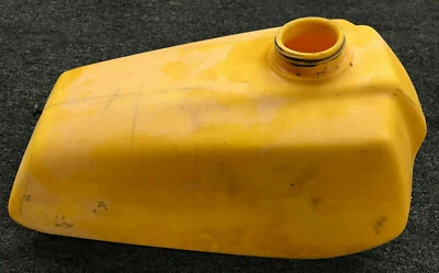 Tanque de gasolina Yamaha YZ50G YZ60H 1980-81 pieza usada, P/N 3R0-24110-00 pieza rara  Foto 1 de 4