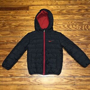 NIKE Boys Kids Hooded Puffer Jacket Coat Swoosh Size 4 XS Black Red