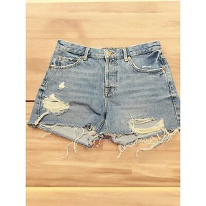 Topshop Moto Ashley Blue Jean Shorts Bootie Raw Hem Distressed Button Fly Sz 6 - Picture 1 of 5