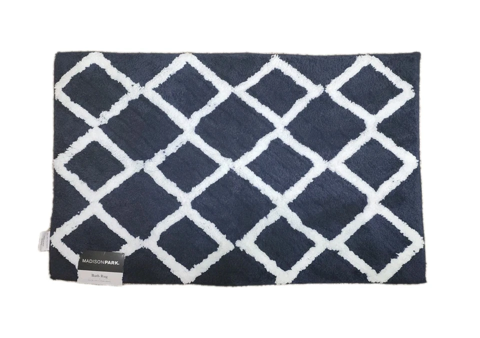 Madison Park Bittman Reversible High Pile Tufted Bath Rug Navy 21x34