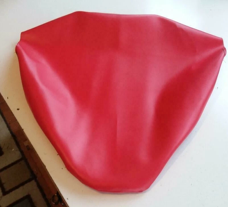 Cubierta de asiento roja lisa hecha a mano personalizada Honda ATV 300 FOURTRAX 1988-2000 Foto 1 de 1