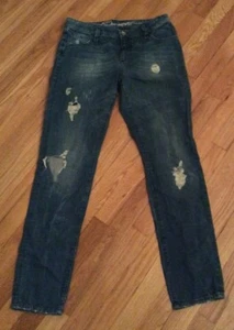 💝CDC By ESPRIT 28/32 Distressed Destroyed Boyfriend 33.5 x 31; Rise 9" Jeans    - Picture 1 of 4