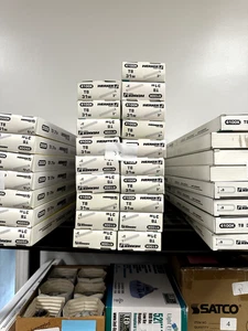 Lot of 19 - FBO31T8/841 U-Bend 31W  - Picture 1 of 2