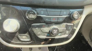 20 VOYAGER Heater A/c Control Front (3 Zone Temperature Control) - Picture 1 of 1